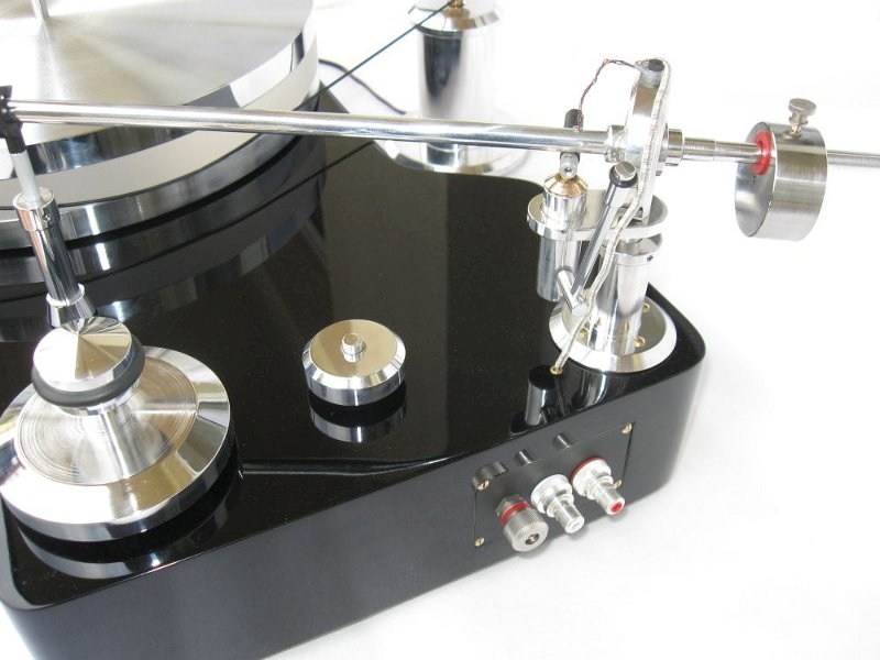 ad fontes turntable picture